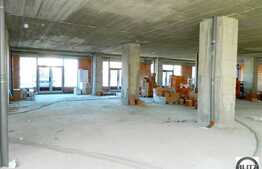 Spatiu comercial de vanzare, 966 mp, imobil finalizat recent