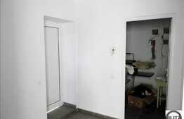 Vitrine la strada in zona ultracentrala. Trafic auto si vad garantat!