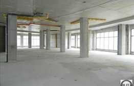 Spatiu comercial in imobil nou, 406 mp, semifinisat, zona strazii Observatorului