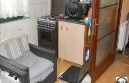 Vanzare apartament 3 camere, 70 mp utili