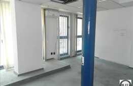 Cladire de vanzare, 560 mp utili cu teren 100 mp, ideal diferite activitati