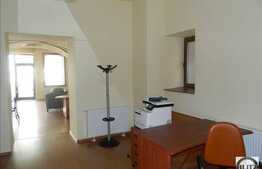 Spatiu comercial ultracentral, cu posibilitati multiple de exploatare,75.20 mp