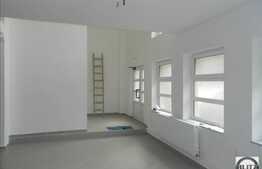 Spatiu posibilitate multipla de exploatare, 140 mp cu vad si expunere!