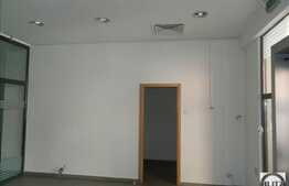 Spatiu comercial, 140 mp, zona cu trafic pietonal intens, minim 5000 persoane/zi