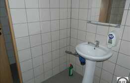 Spatiu comercial, 140 mp, zona cu trafic pietonal intens, minim 5000 persoane/zi