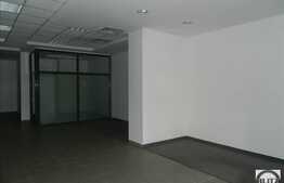 Spatiu comercial, 140 mp, zona cu trafic pietonal intens, minim 5000 persoane/zi