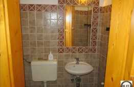 De inchiriat spatiu comercial, zona  Avram Iancu, parter 25 mp, etaj 40 mp