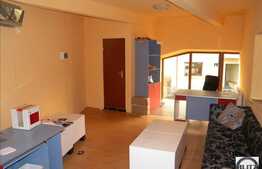 Un Imobil Potrivit Pentru CASINO / RESTAURANT / CLUB / SALA DE NUNTI / PENSIUNE!