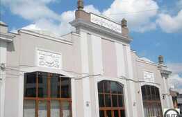 Un Imobil Potrivit Pentru CASINO / RESTAURANT / CLUB / SALA DE NUNTI / PENSIUNE!