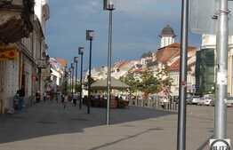 Spatiu comercial 237 mp utili, cu preluare de chiriasi, zona ultracentrala!