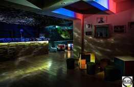 Spatiu comercial pentru club si cafenea, 204 mp, autorizatii de functionare!