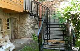 Spatiu 250 mp, S+D+P pretabil: pub, bistro, restaurant. Imobil cu potential!