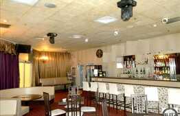 Un spatiu elegant, ultracentral, vad maxim! 204 mp utili cu 100 mp terasa!