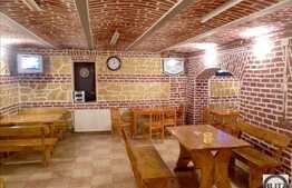Spatiu pentru bistro, cafenea, restaurant cu 160 mp utili zona Horea, la subsol