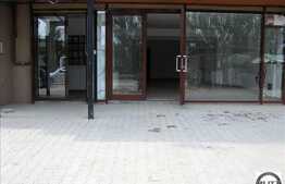 Spatiu comercial de vanzare, 93 mp, vizibilitate maxima