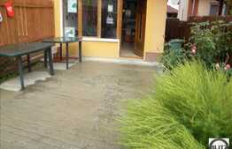 Inchiriere spatiu comercial situat in imobil nou, 50 mp plus terasa de 28 mp