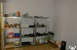 Inchiriere spatiu comercial situat in imobil nou, 50 mp plus terasa de 28 mp