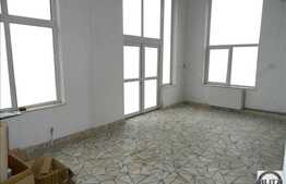 Inchiriere spatiu de birouri, cu 70 mp, in imobil nou, la 1 minut de Polus