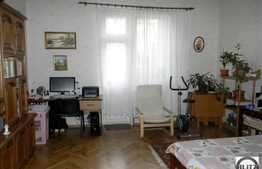 De vanzare apartament cu 2 camere, 76 mp utili, in zona Facultatii de Litere