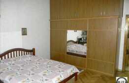 De vanzare apartament cu 2 camere, 76 mp utili, in zona Facultatii de Litere