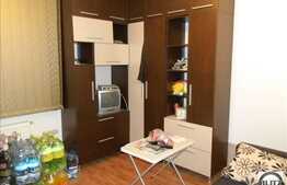 Spatiu comercial de vanzare 54 mp utili + loc de parcare 37 mp