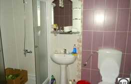 Spatiu comercial de vanzare 54 mp utili + loc de parcare 37 mp