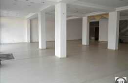 Imobil constructie noua, acces facil vad comercial!