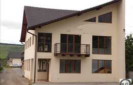 Centru De Afacere Format Din: PENSIUNE, DUPLEXURI, TERENURI si CASE INDIVIDUALE