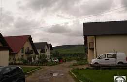 Centru De Afacere Format Din: PENSIUNE, DUPLEXURI, TERENURI si CASE INDIVIDUALE