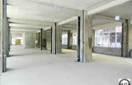 Spatiu cu 500 mp utili,open space,semifinisat in zona Iulius Mall, vitrina 20 ml