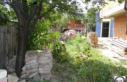 Spatiu comercial la casa, de vanzare, 70 mp, intrare din 2 strazi