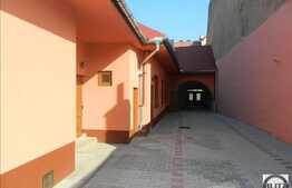 Spatiu comercial ultracentral polivalent, 268 mp utili, cu 10 locuri de parcare!