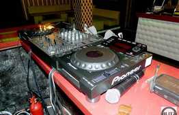 Club la cheie, zona Ultracentrala! 200 mp utili open space!