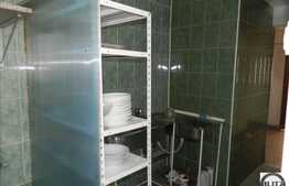 Inchiriere spatiu comercial, 200 mp cu terasa 80 mp