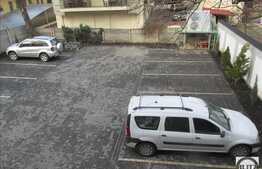 Inchiriere spatiu 470 mp in zona centrala, renovat, 11 locuri de parcare, terasa