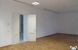 Inchiriere spatiu 470 mp in zona centrala, renovat, 11 locuri de parcare, terasa