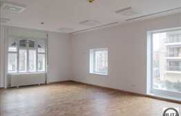 Inchiriere spatiu 470 mp in zona centrala, renovat, 11 locuri de parcare, terasa