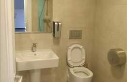 Inchiriere spatiu 470 mp in zona centrala, renovat, 11 locuri de parcare, terasa