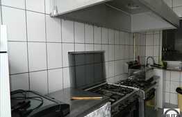 Afacere la cheie bar-bistro, 200 mp utili open-space plus terasa 150 mp!