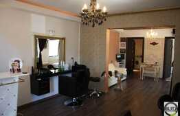 Salon la cheie, in zona linistita, cu locuri de parcare, 55 mp, terasa 30 mp!