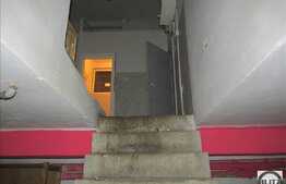 Spatiu comercial, 120 mp utili, vitrina la strada, zona Piata Karl Leibknecht!