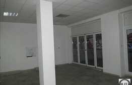 Spatiu comercial, 120 mp utili, vitrina la strada, zona Piata Karl Leibknecht!