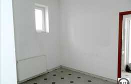 60 mp cu vitrina de 5 ml si acces din strada, finisat modern