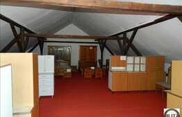 Spatiu 210 mp pentru show-room, vitrina de 4 m!