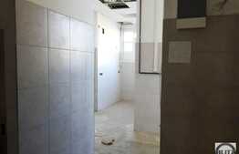 Spatiu comercial in Piata Cipariu cu acces din strada, suprafata utila de 235 mp