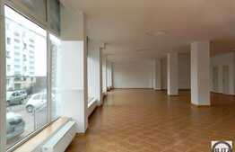 200 mp open space, ideal pentru show-room! Vitrina 20 ml la 2 strazi!