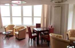 Spatiu comercial, 200 mp utili, vad comercial, 2 intrari din strada, zona OMV