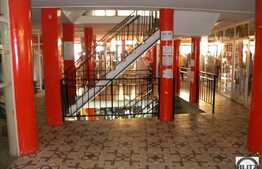 CLADIRE DIN MARASTI! Centru comercial functional. Preluare de chiriasi !!