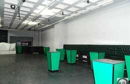 Spatiu , etaj 1, 370 mp pentru show room, cabinete medicale, sala fitness!