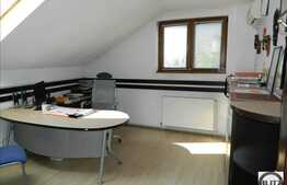 Spatiu 700 mp de inchiriat P+2E+M, imobil nou, 5 parcari, A.C, acces din strada